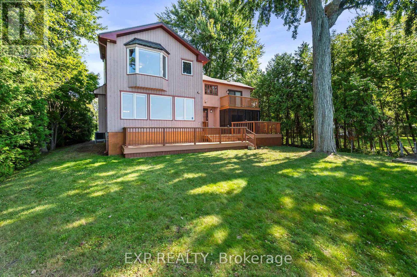 582 Duclos Point Road, Georgina (Virginia), Ontario  L0E 1N0 - Photo 37 - N12194552