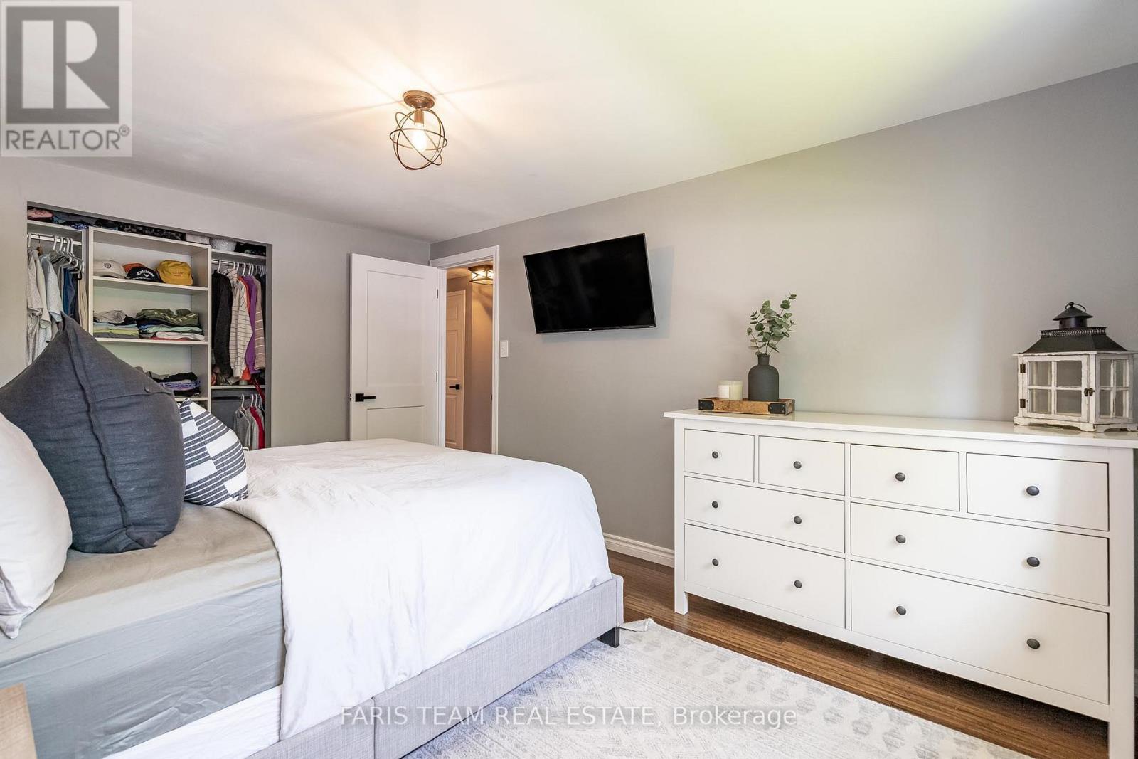 46 Briar Road, Barrie, Ontario  L4N 3M4 - Photo 14 - S12194491