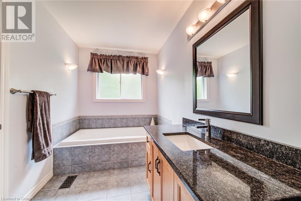 65 Laschinger Boulevard, New Hamburg, Ontario  N3A 2G7 - Photo 32 - 40737083
