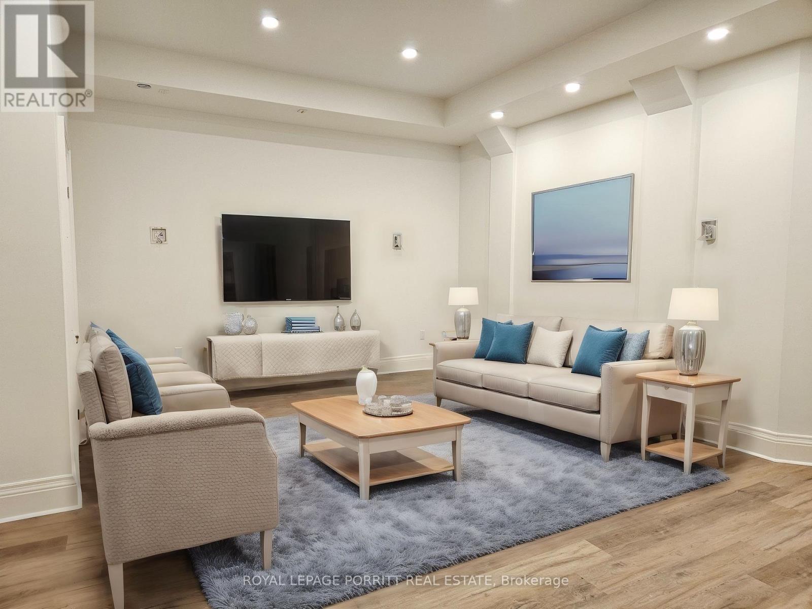 #lower - 45 Brule Crescent, Toronto (High Park-Swansea), Ontario  M6S 4H8 - Photo 3 - W12194480