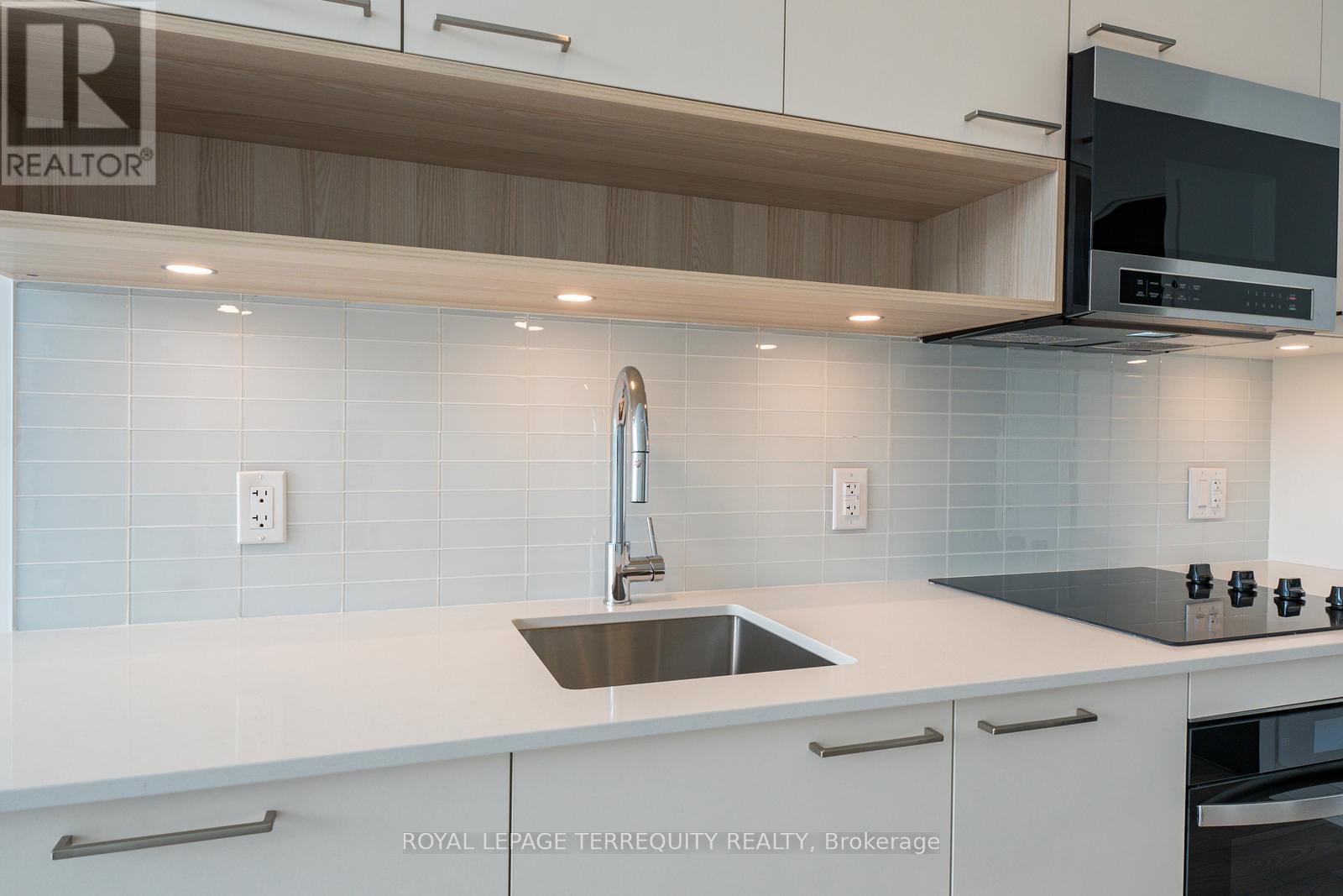 Ph 802 - 3005 Pine Glen Road, Oakville, Ontario  L6M 4J3 - Photo 7 - W12194501
