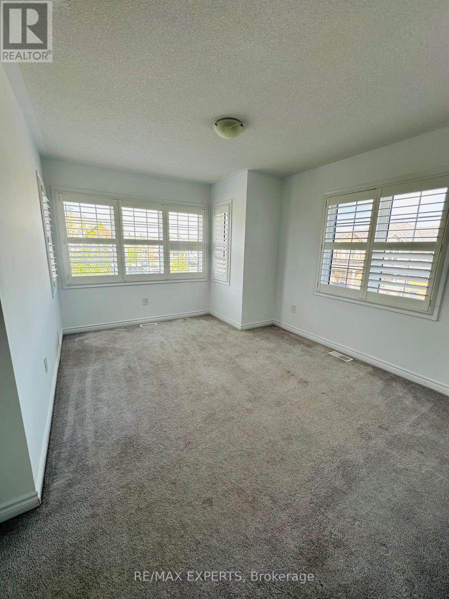 5 Donlamont Circle, Brampton, Ontario  L7A 4T5 - Photo 12 - W12194506