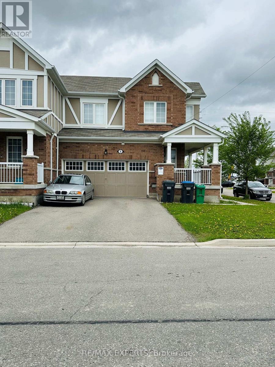 5 Donlamont Circle, Brampton, Ontario  L7A 4T5 - Photo 5 - W12194506