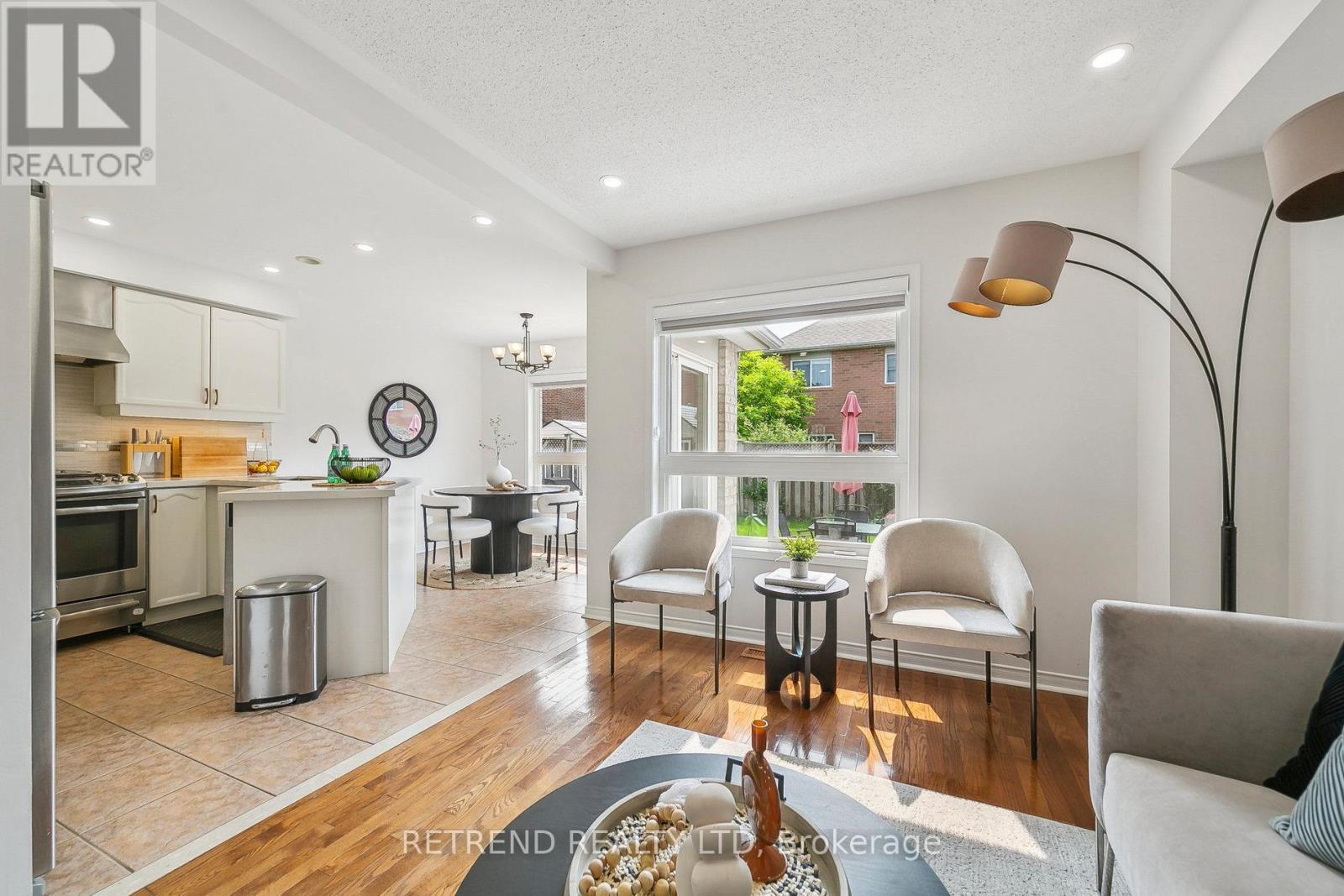 3550 Stonecutter Crescent, Mississauga, Ontario  L5M 7N6 - Photo 9 - W12194515