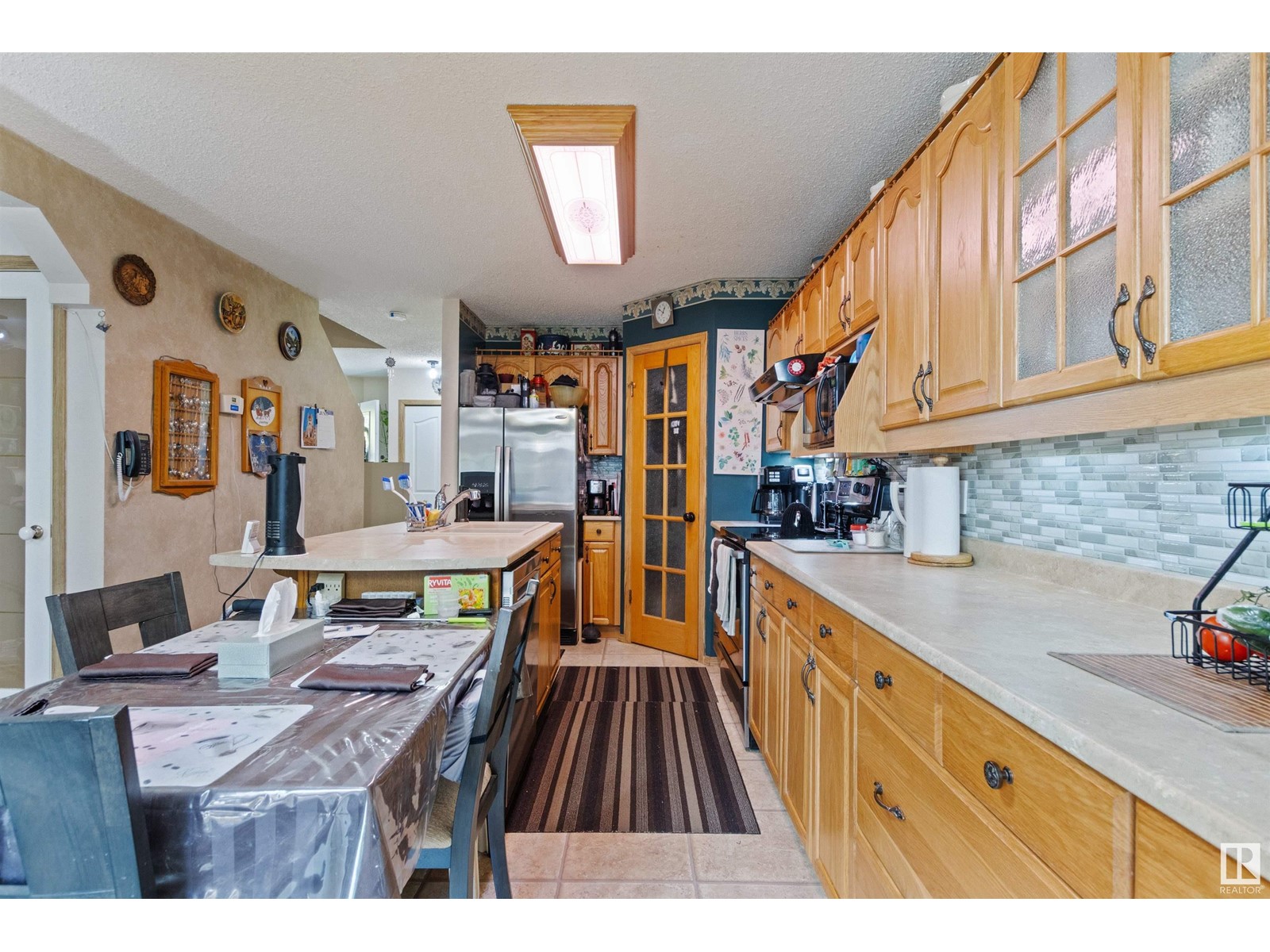 Property at 13 ABERDEEN CR image 3
