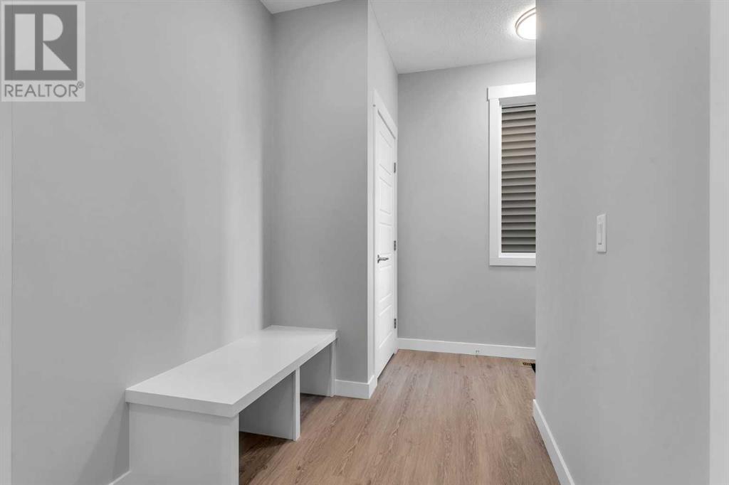 Property at 142 Corner Glen Way NE image 4