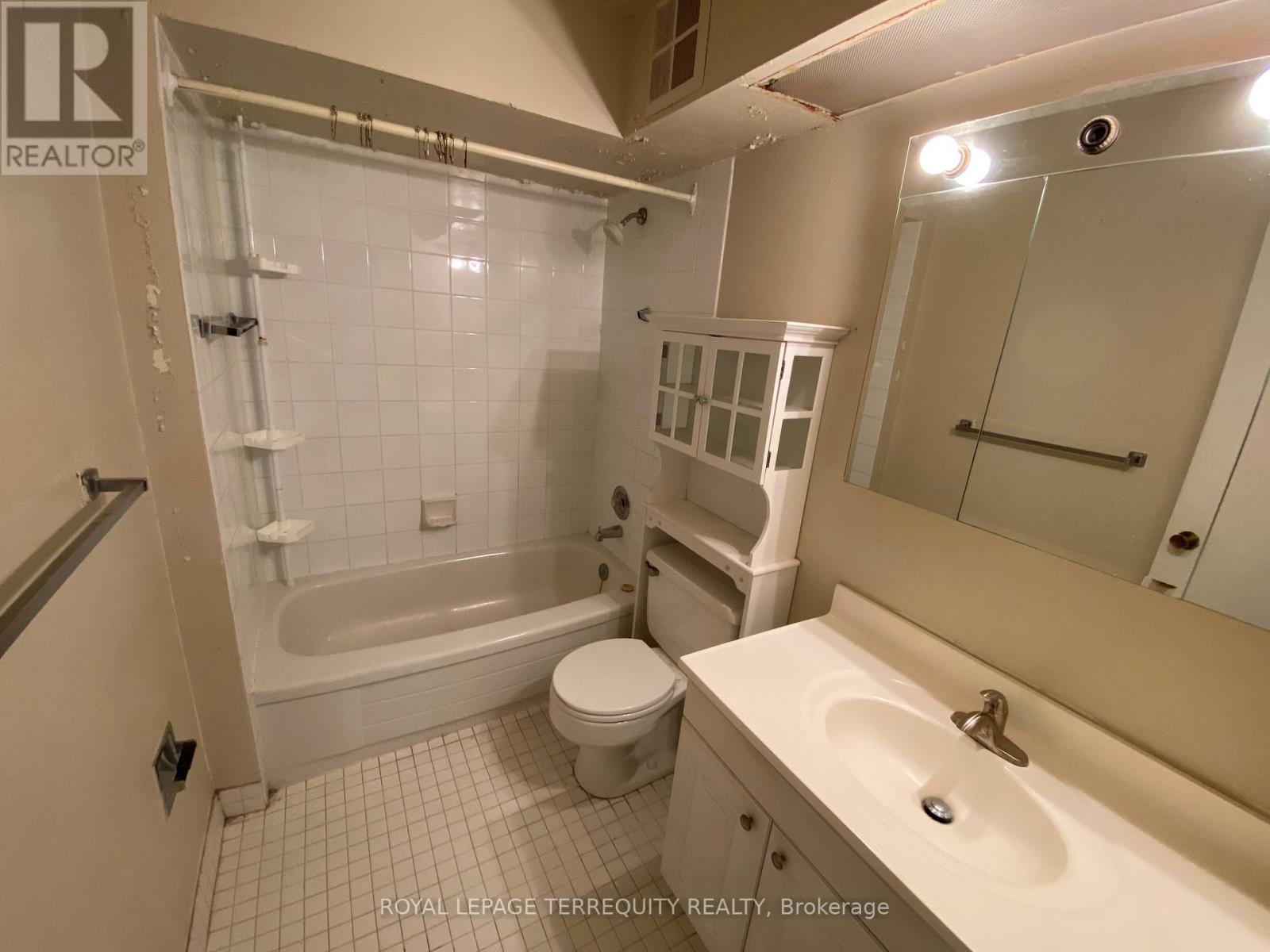 1209 - 5 Old Sheppard Avenue, Toronto, Ontario  M2J 4K3 - Photo 7 - C12188937