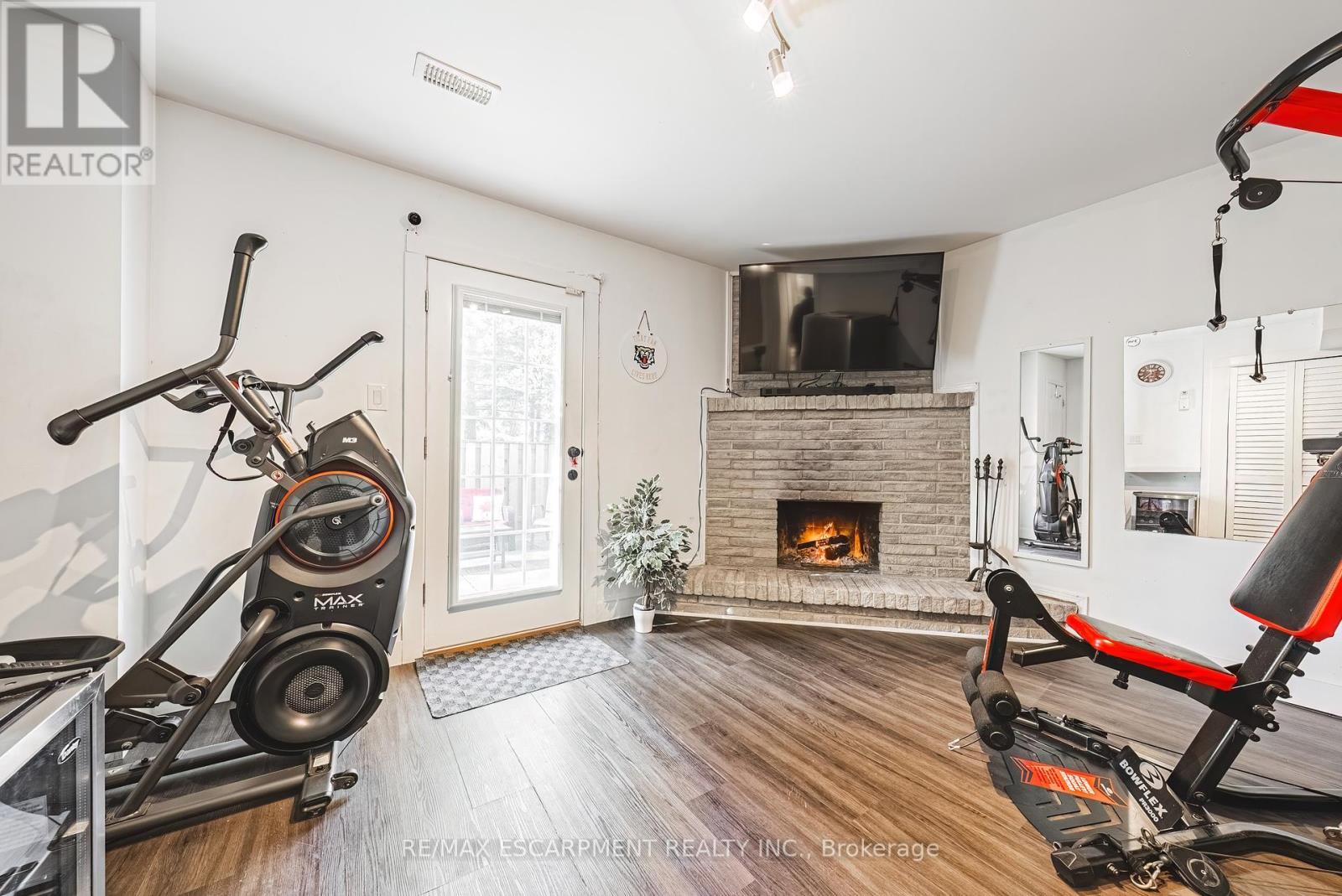 26 - 1155 Paramount Drive, Hamilton, Ontario  L8J 2N4 - Photo 30 - X12194464