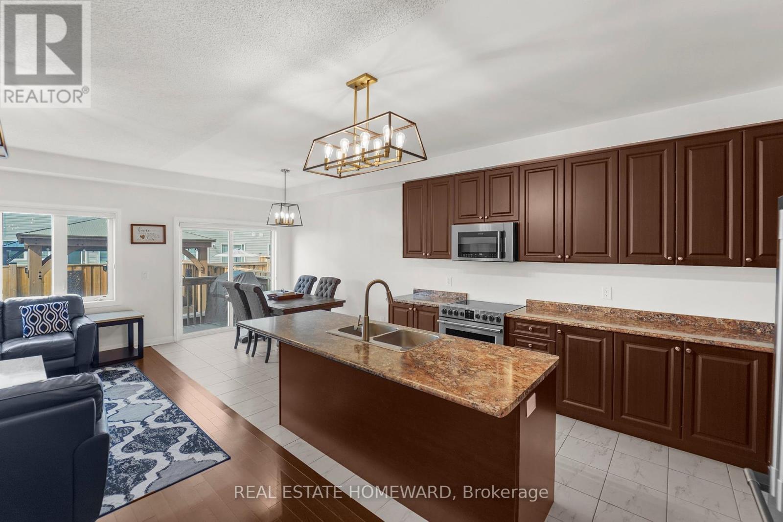 Property at 4102 FRACCHIONI DRIVE image 5