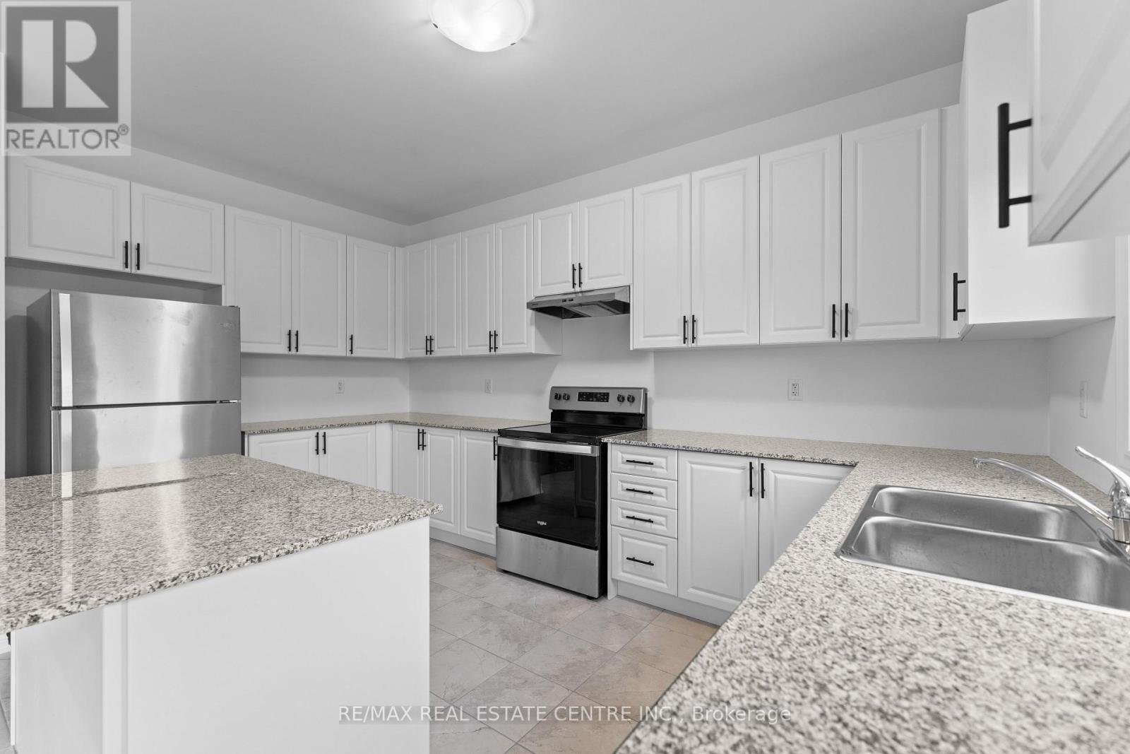 335 Russell Street, Southgate, Ontario  N0C 1B0 - Photo 9 - X12194512