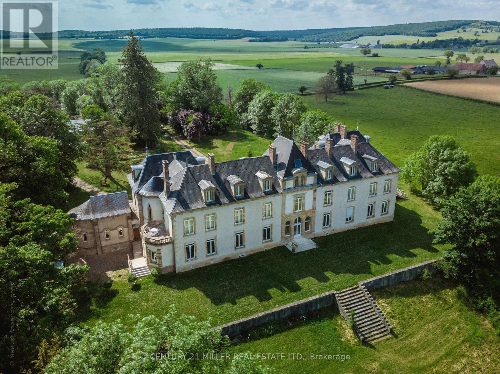 58720 Beaumont-Sardolles, France, Ontario    - Photo 43 - X12194548