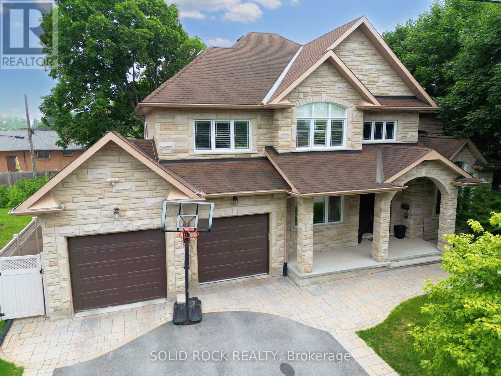 120 Rossland Avenue, Ottawa, Ontario  K2G 2L3 - Photo 1 - X12194708