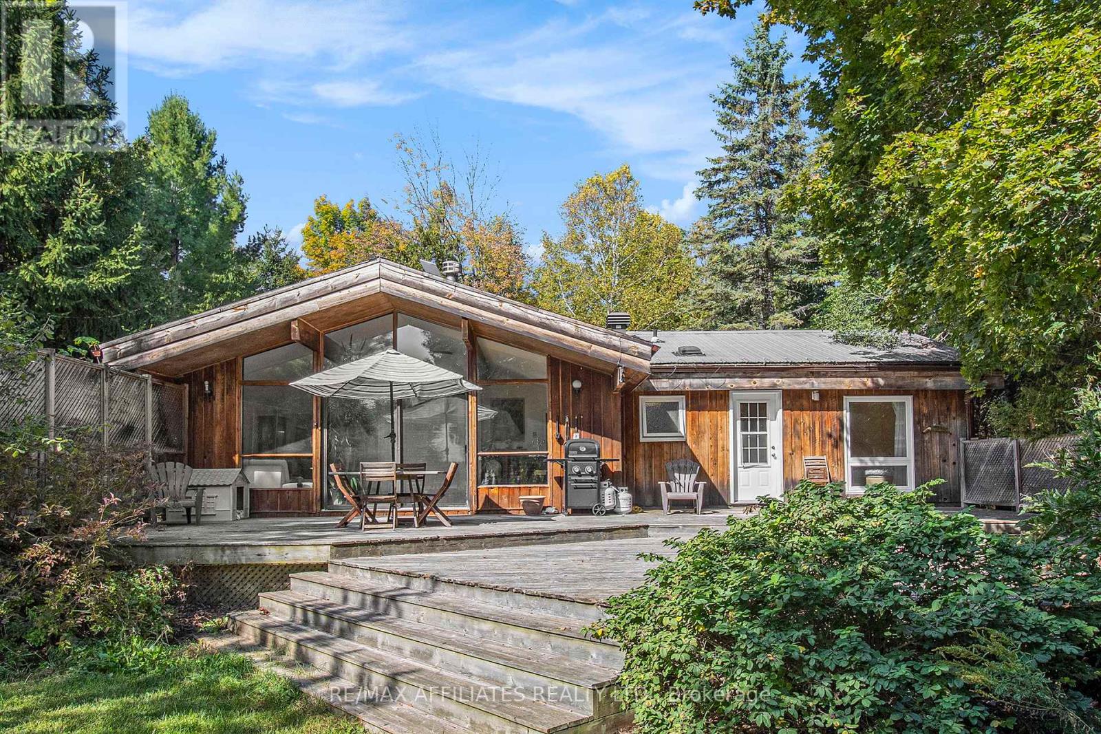 Property at 571 RIDEAU RIVER ROAD image 1