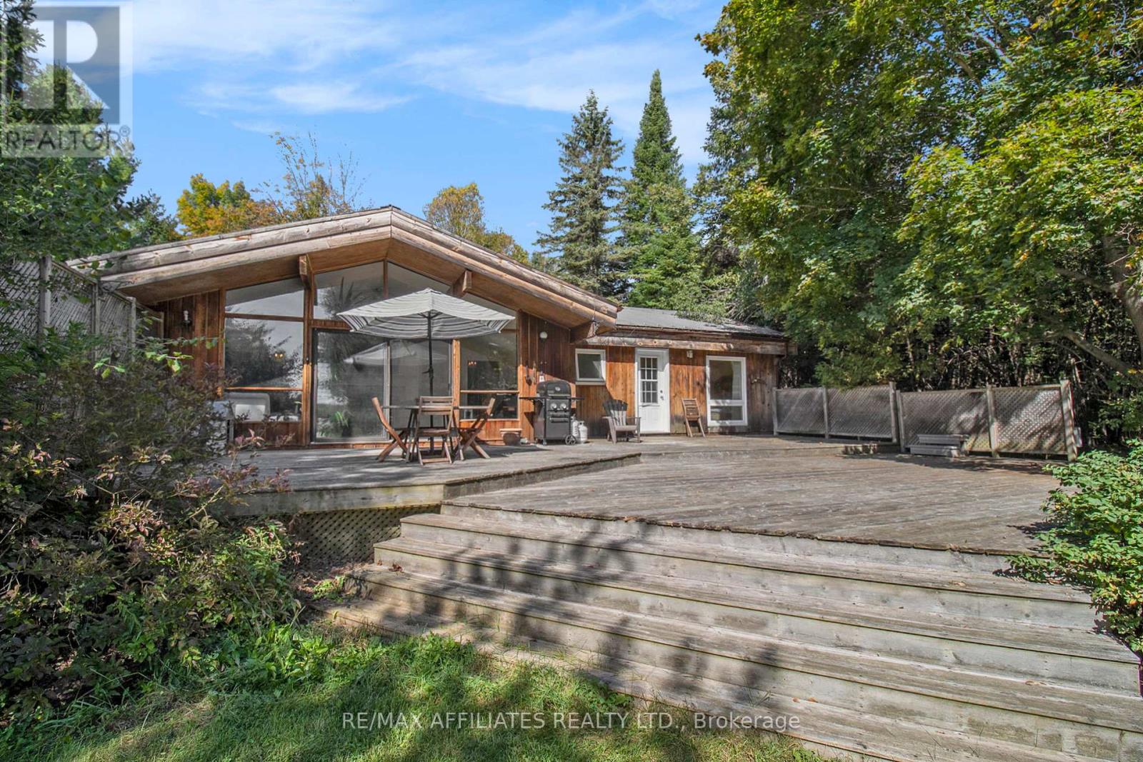Property at 571 RIDEAU RIVER ROAD image 4