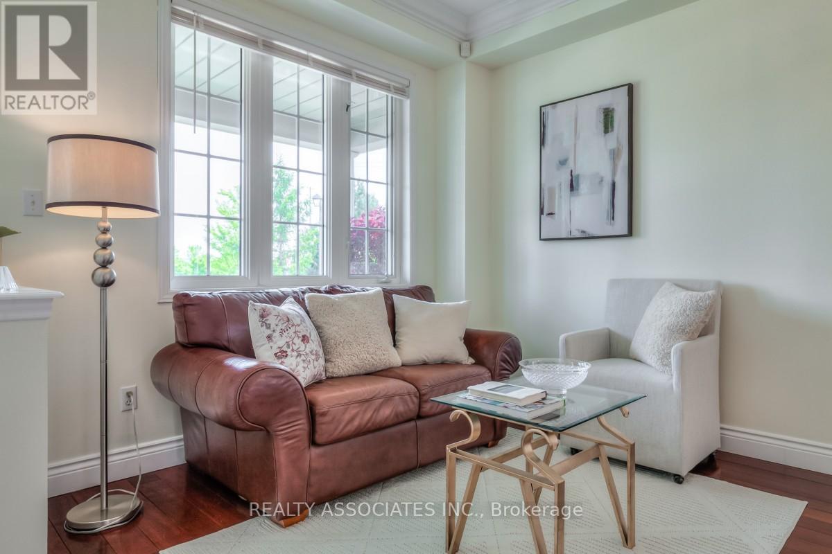 67 Chasser Drive, Markham, Ontario  L6E 1S6 - Photo 6 - N12103972