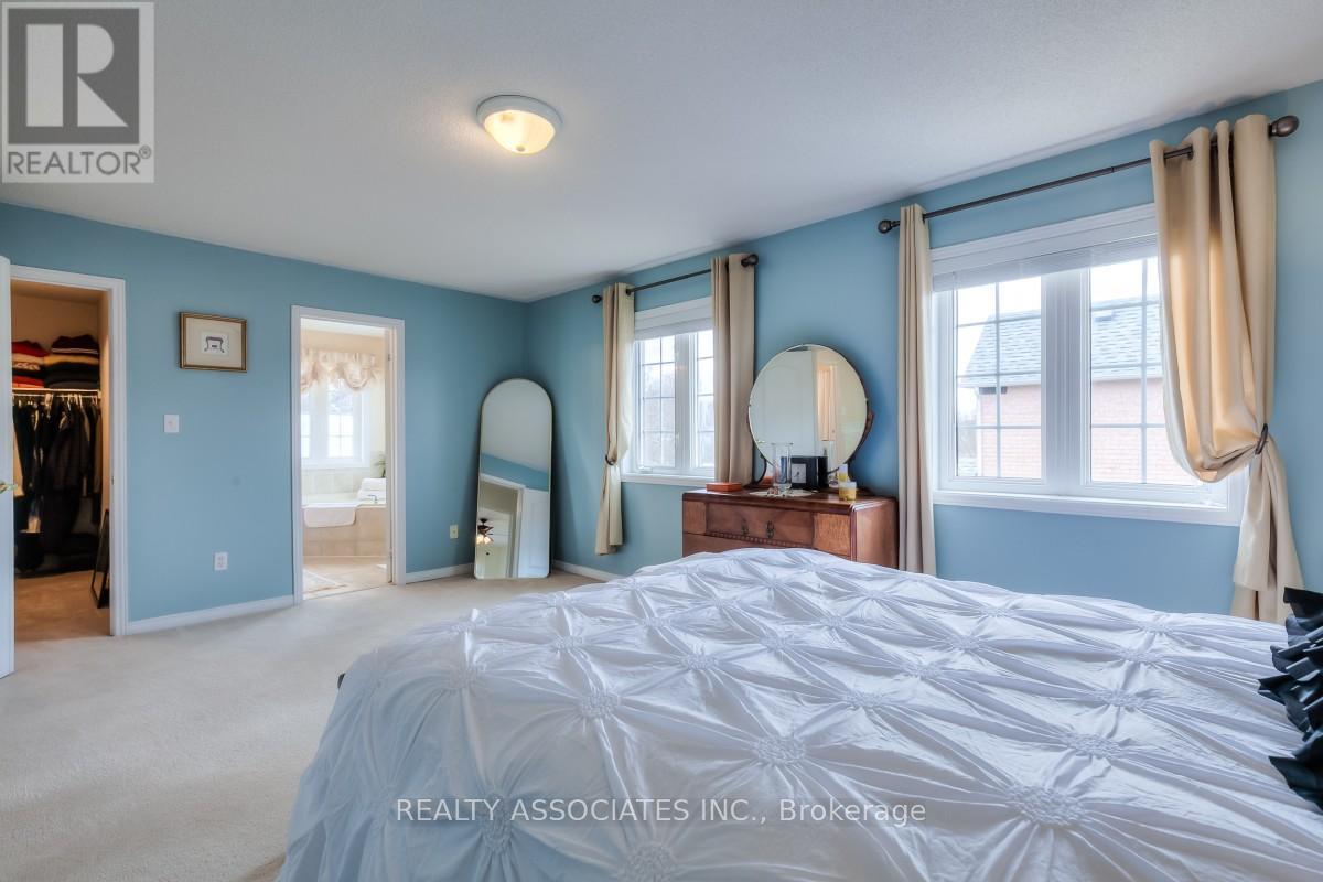 67 Chasser Drive, Markham, Ontario  L6E 1S6 - Photo 20 - N12103972