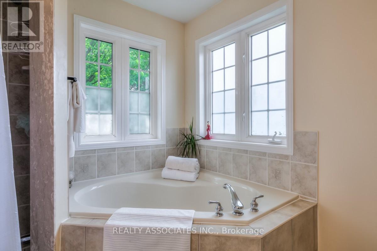 67 Chasser Drive, Markham, Ontario  L6E 1S6 - Photo 21 - N12103972