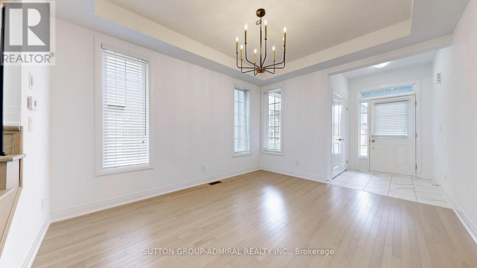 89 Kentledge Avenue, East Gwillimbury, Ontario  L9N 0V9 - Photo 7 - N12192996