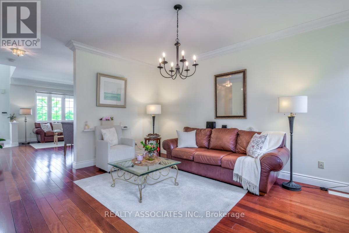 67 Chasser Drive, Markham, Ontario  L6E 1S6 - Photo 11 - N12103972