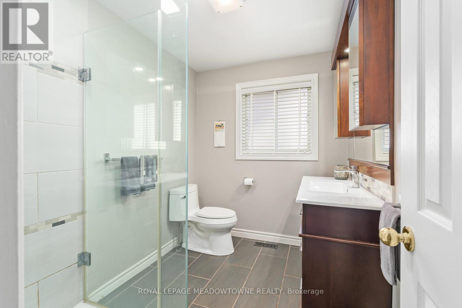 32 Joycelyn Crescent, Halton Hills, Ontario  L7G 2S4 - Photo 26 - W12085820