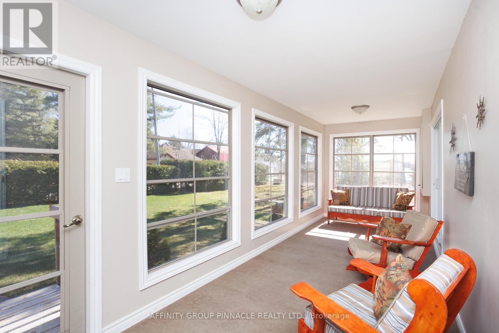 Property at 34 PLEASANT VIEW DRIVE image 5
