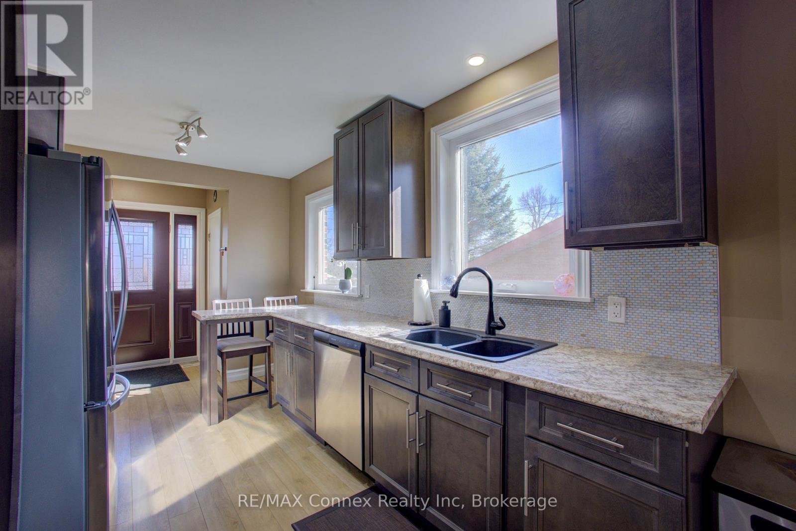 20 Laverne Avenue, Guelph, Ontario N1E 1Z1 - Photo 11 - X12194567