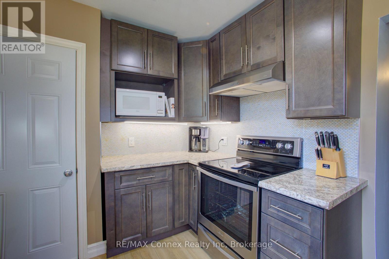 20 Laverne Avenue, Guelph, Ontario N1E 1Z1 - Photo 6 - X12194567