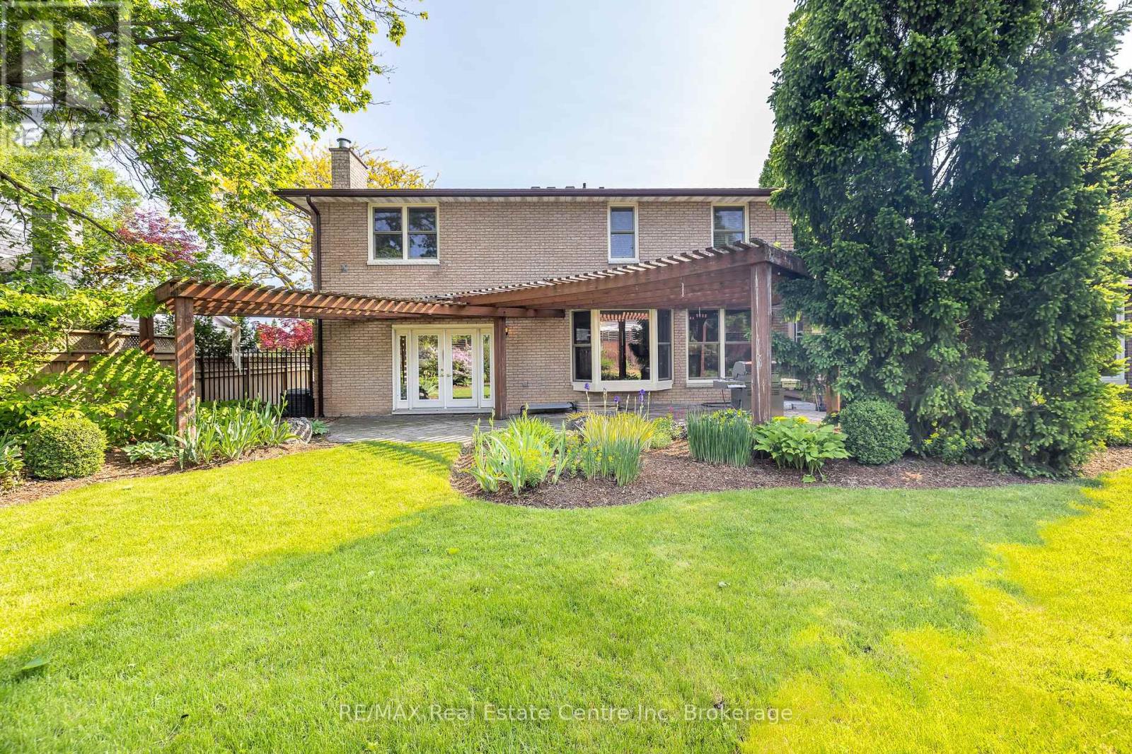 27 Colborn Street, Guelph, Ontario  N1G 2M4 - Photo 42 - X12194580
