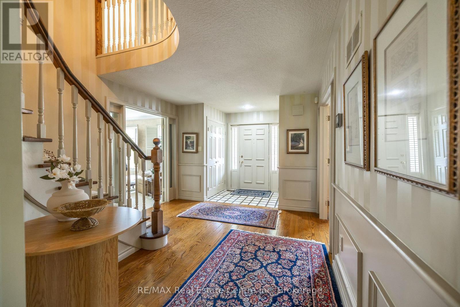27 Colborn Street, Guelph, Ontario  N1G 2M4 - Photo 6 - X12194580