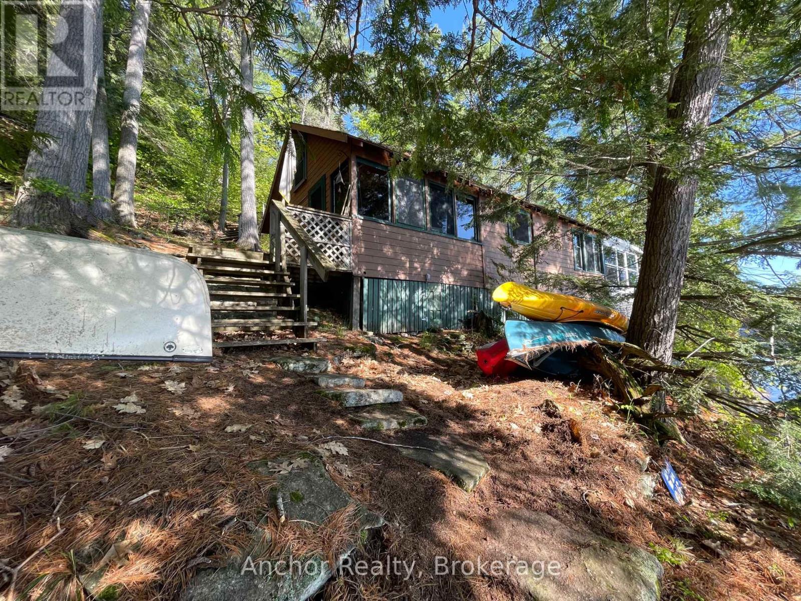10145 Little Hawk West Sho, Algonquin Highlands, Ontario K0M 1S0 - Photo 1 - X12194618