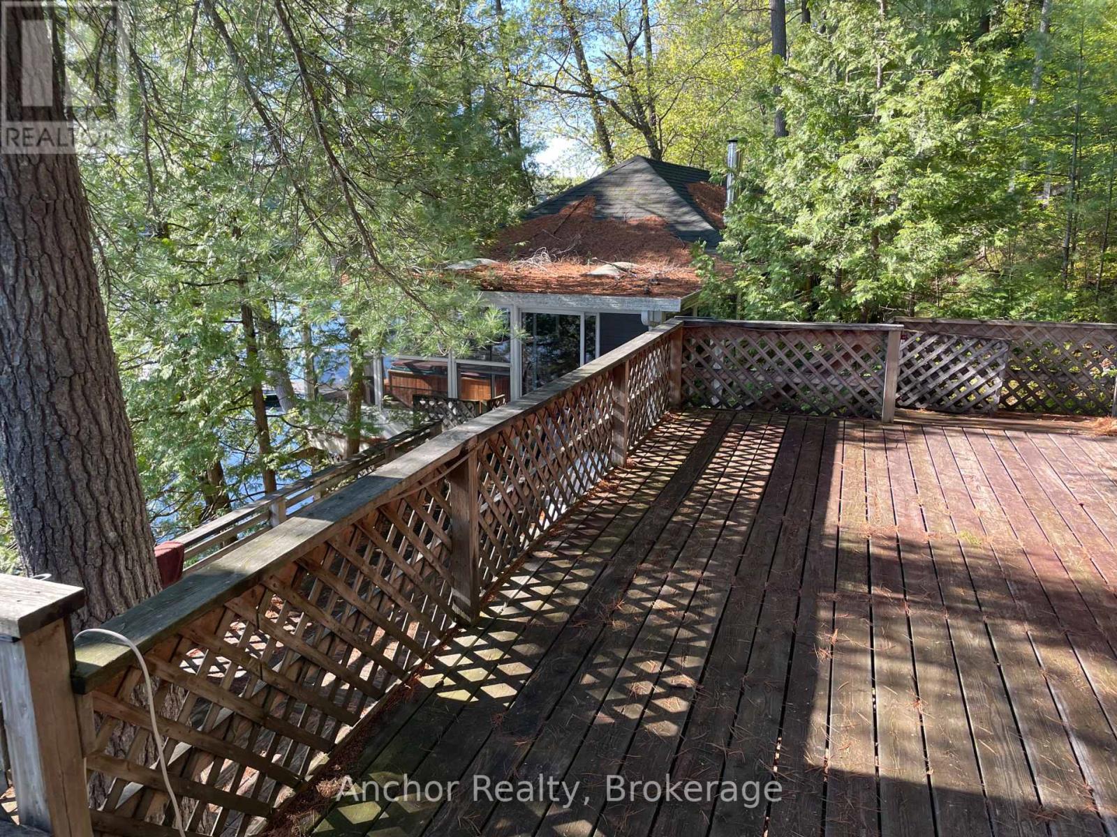 10145 Little Hawk West Sho, Algonquin Highlands, Ontario K0M 1S0 - Photo 12 - X12194618