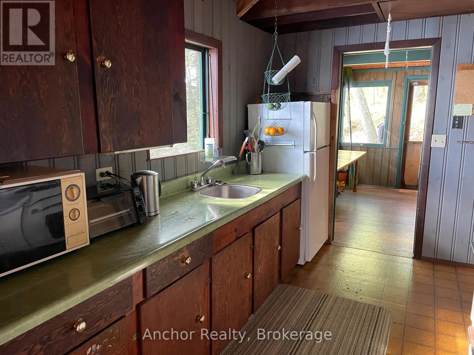 10145 Little Hawk West Sho, Algonquin Highlands, Ontario K0M 1S0 - Photo 21 - X12194618