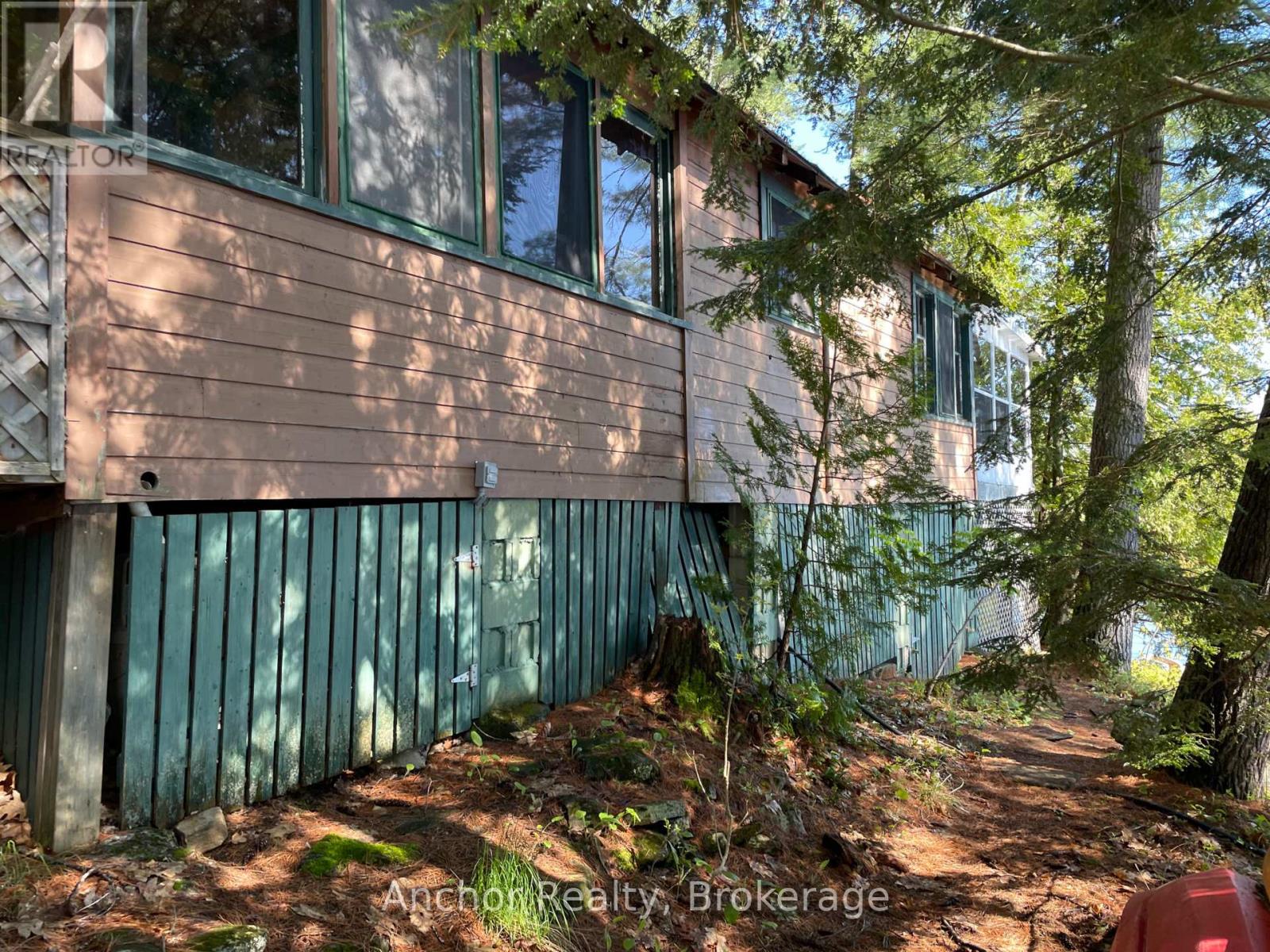10145 Little Hawk West Sho, Algonquin Highlands, Ontario K0M 1S0 - Photo 5 - X12194618