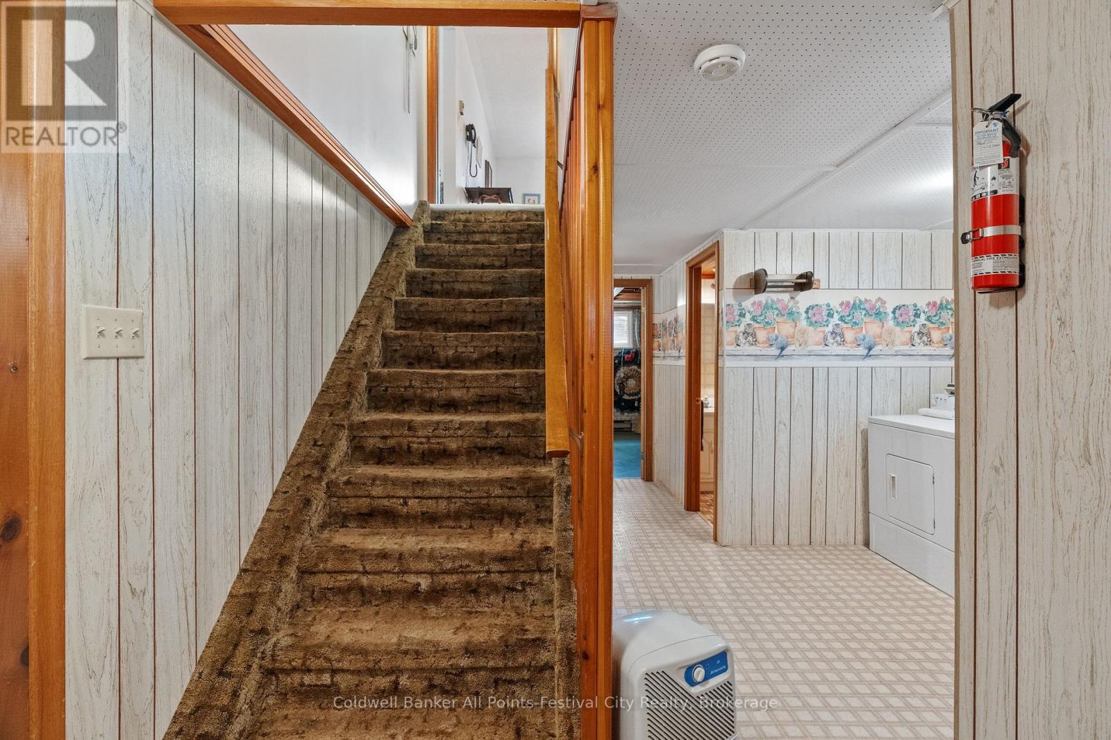 305 Warren Street, Goderich, Ontario N7A 4G1 - Photo 20 - X12194764