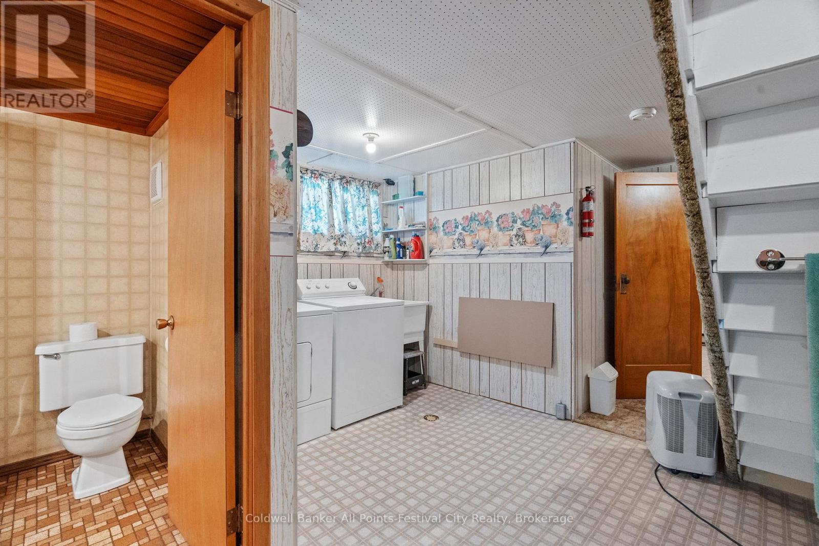 305 Warren Street, Goderich, Ontario N7A 4G1 - Photo 29 - X12194764