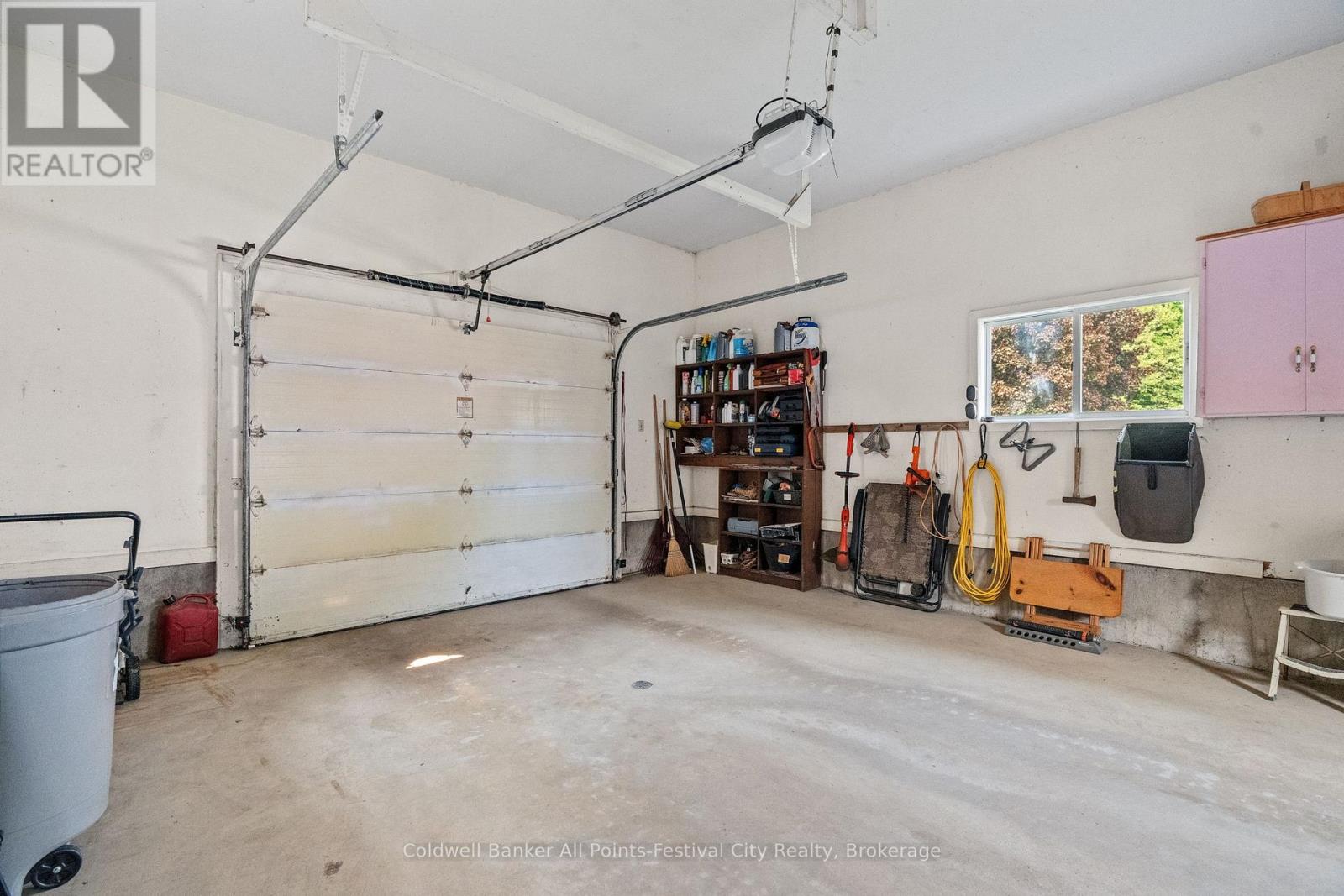 305 Warren Street, Goderich, Ontario N7A 4G1 - Photo 32 - X12194764