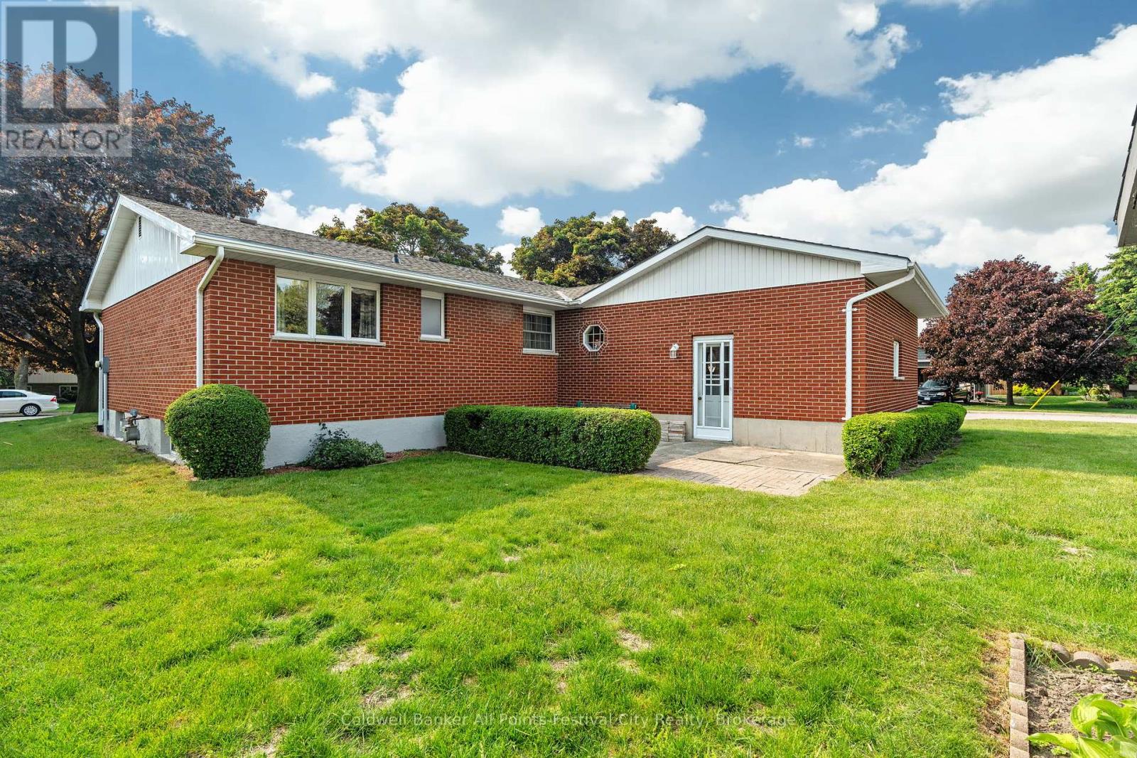 305 Warren Street, Goderich, Ontario N7A 4G1 - Photo 35 - X12194764