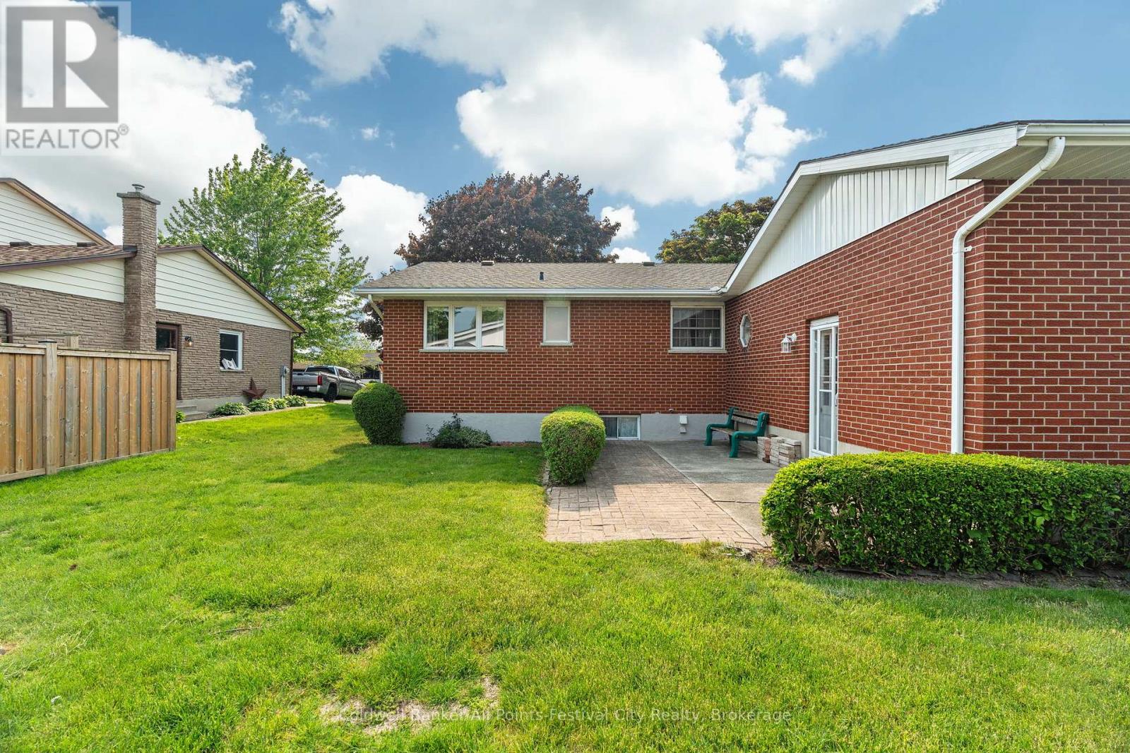 305 Warren Street, Goderich, Ontario N7A 4G1 - Photo 36 - X12194764