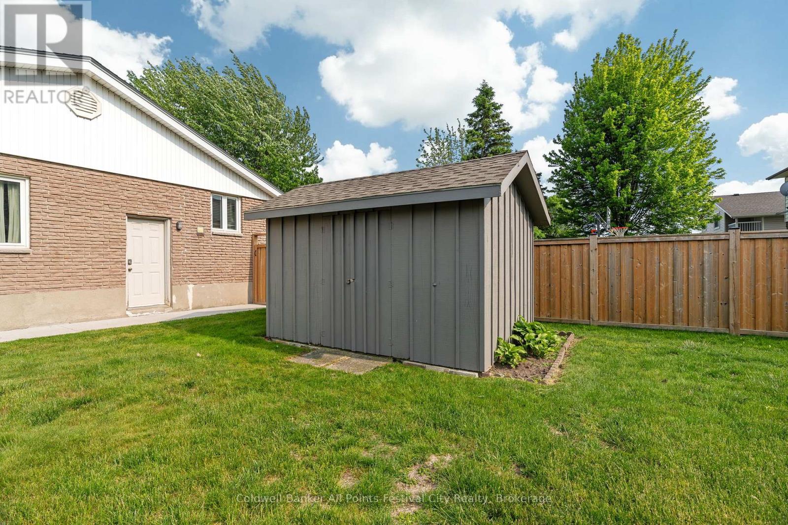 305 Warren Street, Goderich, Ontario N7A 4G1 - Photo 37 - X12194764