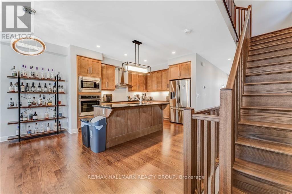 80 Michael Stoqua Street, Ottawa, Ontario  K1K 5A2 - Photo 12 - X12194494