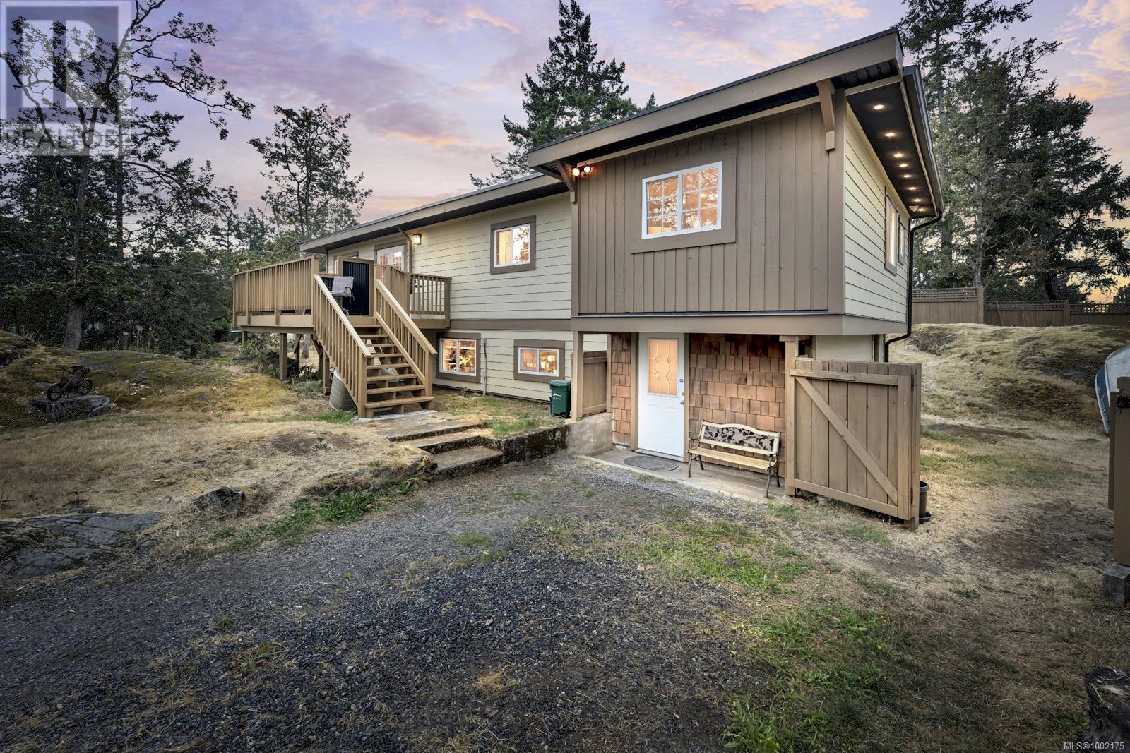 Property at 2586 Rainville Rd image 1