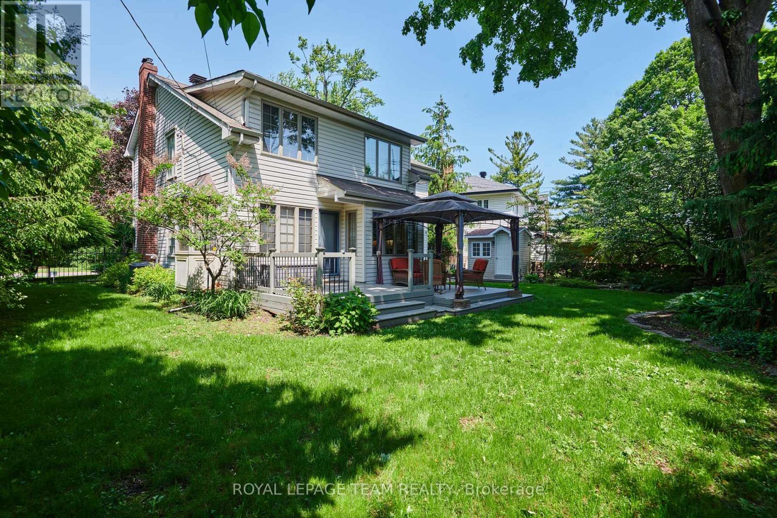 19 Farnham Crescent, Ottawa, Ontario  K1K 0E9 - Photo 26 - X12194778