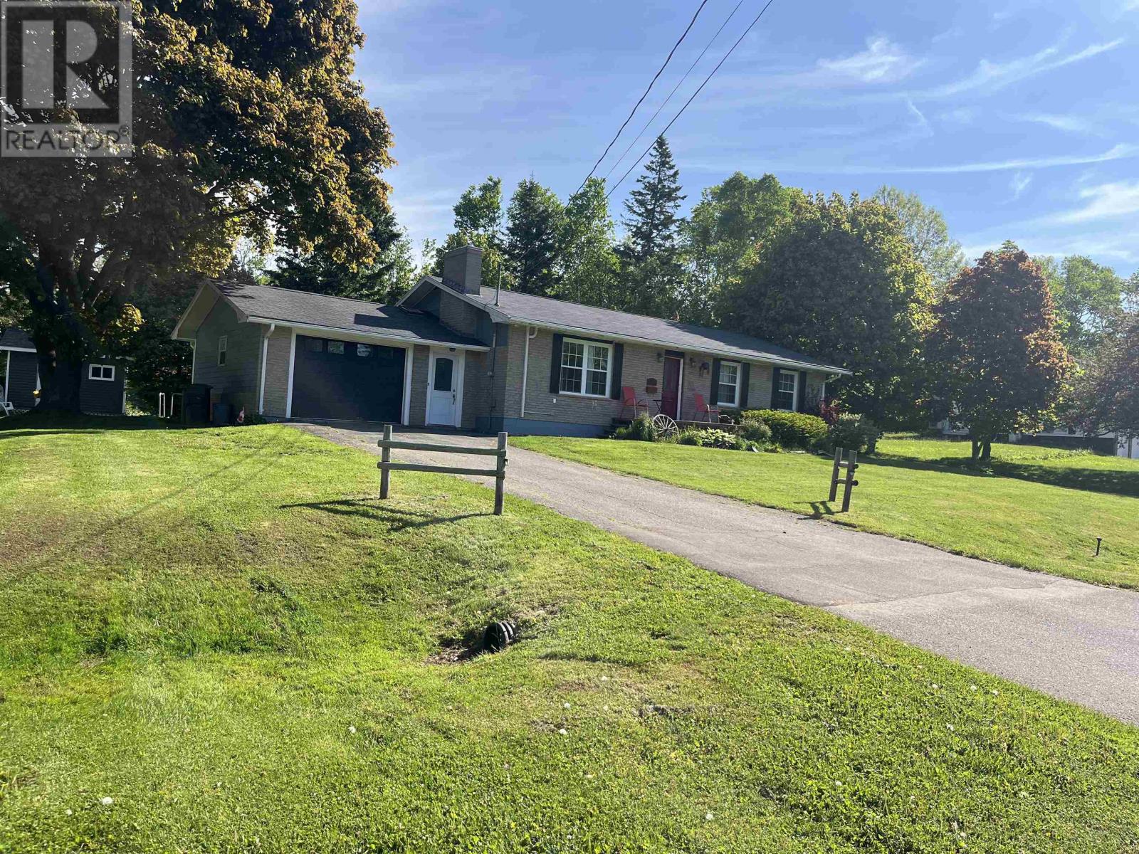 Property at 12 GLENCOVE Drive image 3