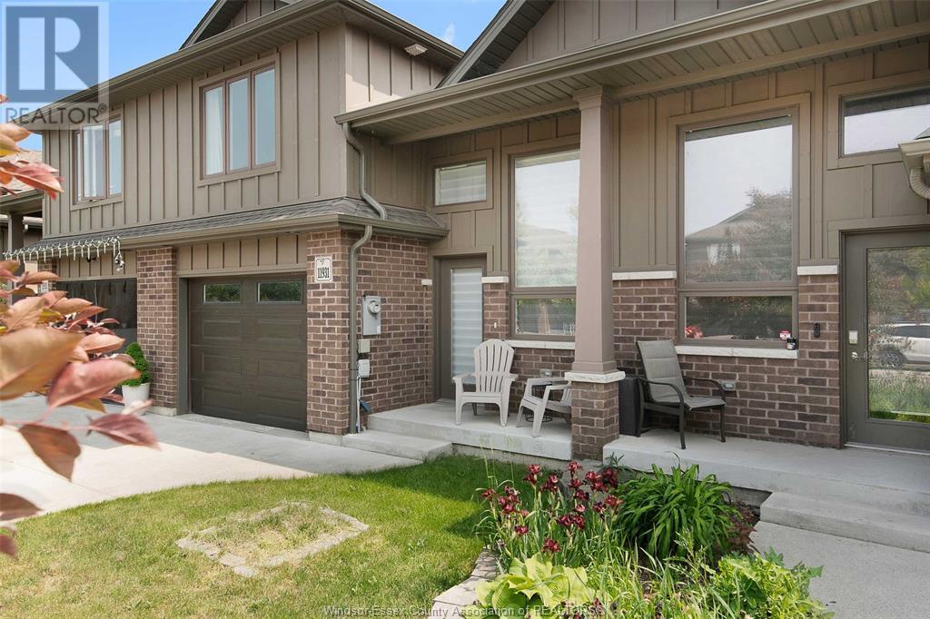 MLS# 25007762: 11931 Maitland AVENUE, Windsor, Canada
