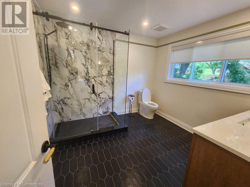 2019 Dundas Street, Burlington, Ontario  L7P 0S8 - Photo 19 - 40694527