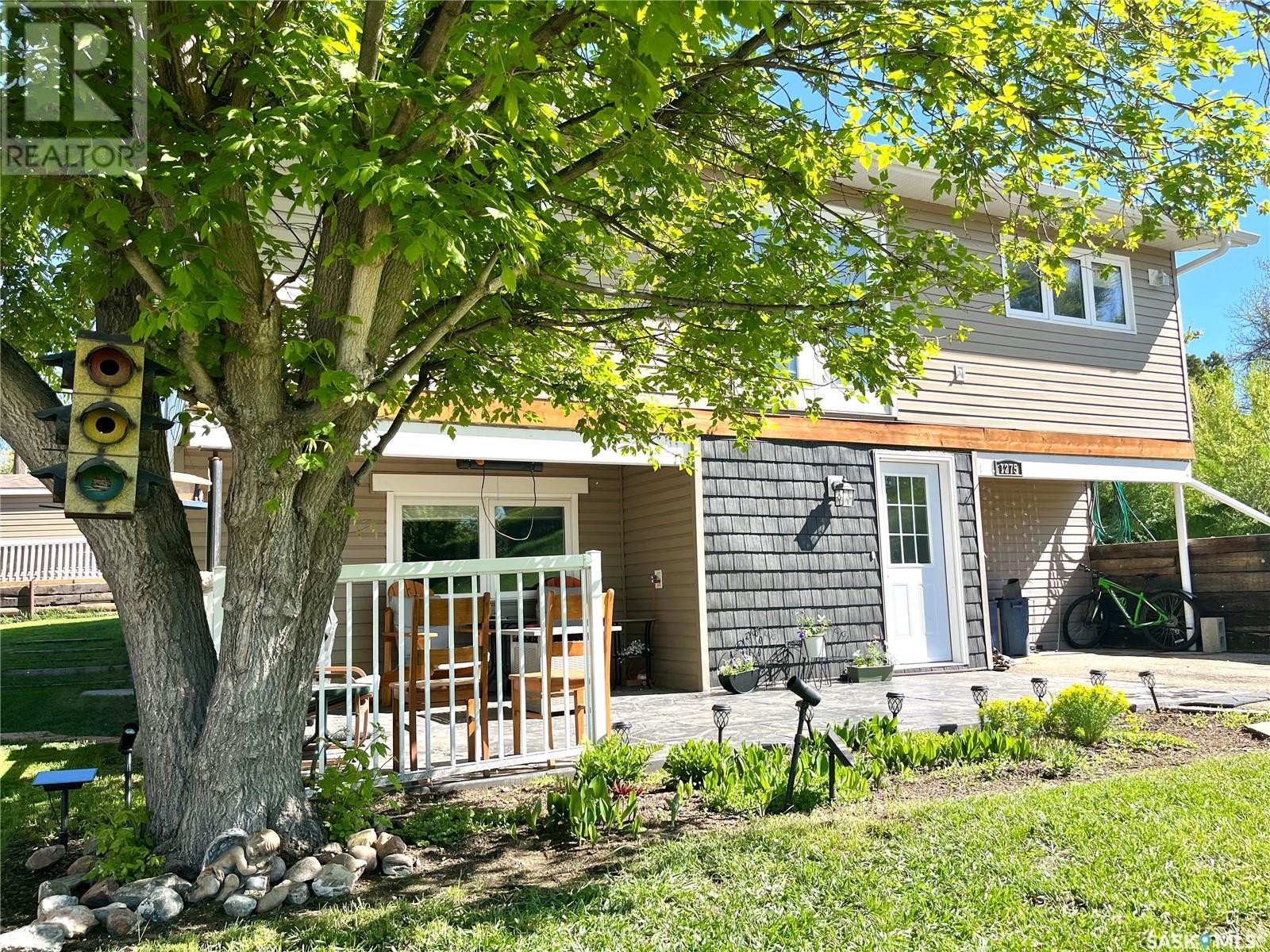 Property at 1275 Sidney STREET E image 3