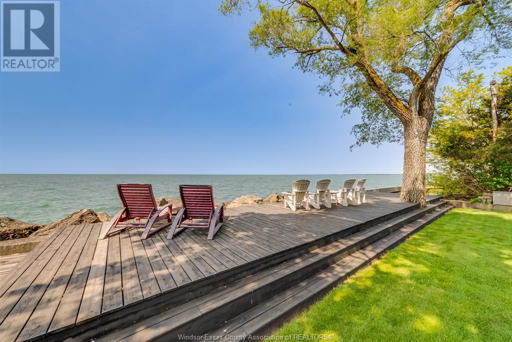700 Point Pelee, Leamington, Ontario  N8H 3V4 - Photo 40 - 25013914