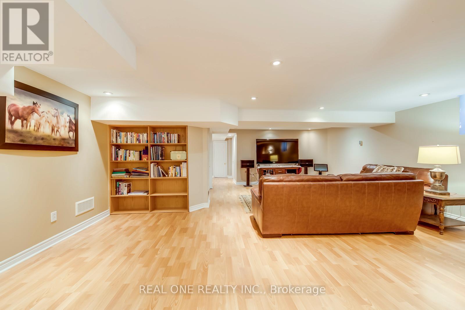 2350 Deer Run Avenue, Oakville (Fd Ford), Ontario  L6J 6K6 - Photo 31 - W12188145