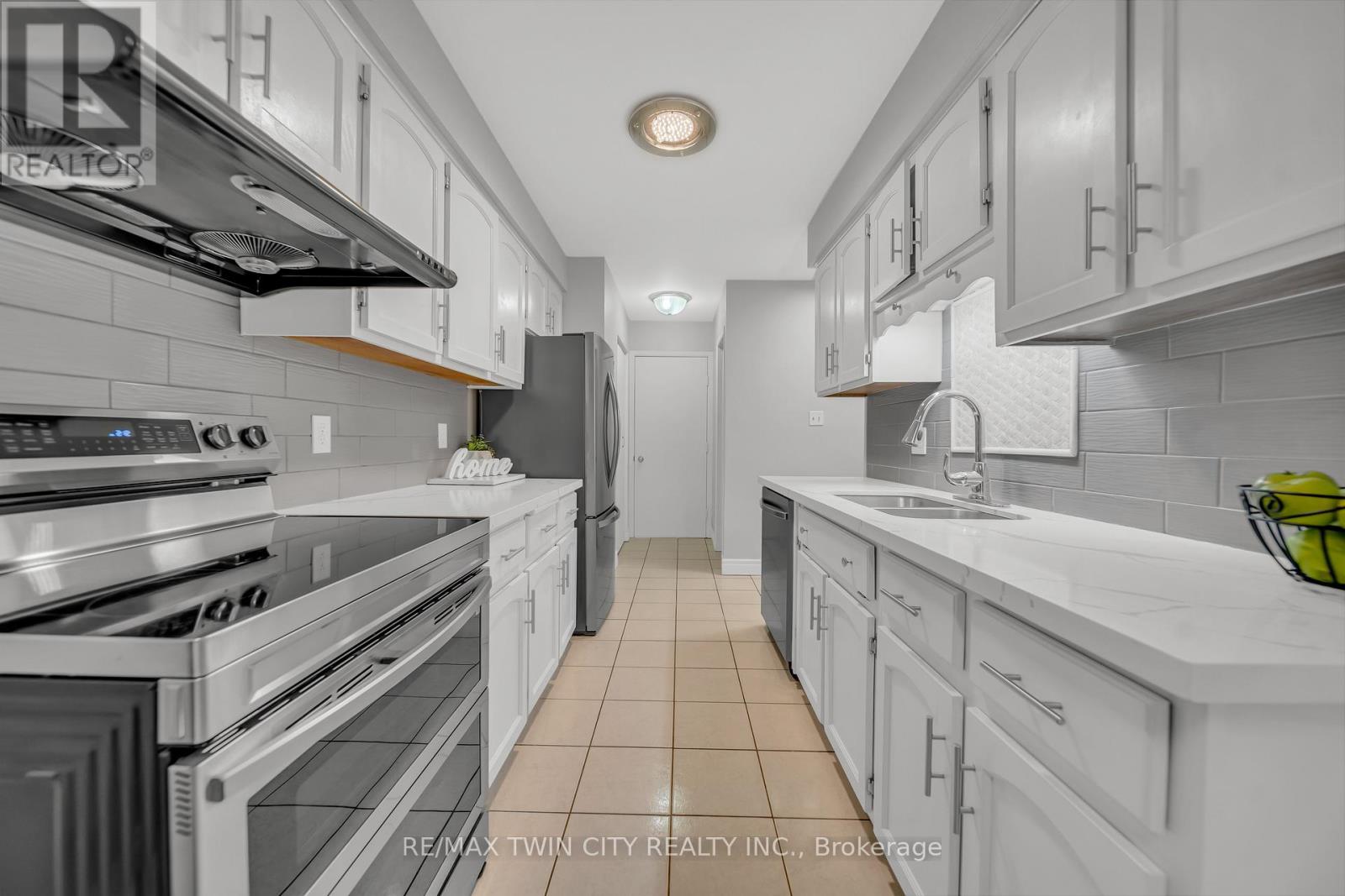 1234 Ottawa Street S, Kitchener, Ontario  N2E 1L8 - Photo 11 - X12136853