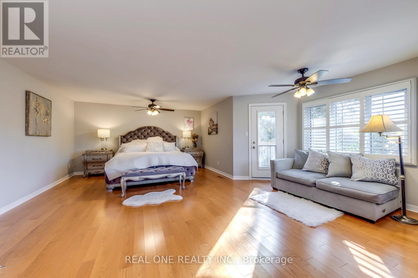 2350 Deer Run Avenue, Oakville (Fd Ford), Ontario  L6J 6K6 - Photo 19 - W12188145
